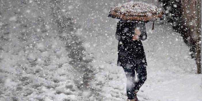Giresun, Trabzon, Rize ve Artvin için kuvvetli sağanak yağış ve kar yağışı uyarısı