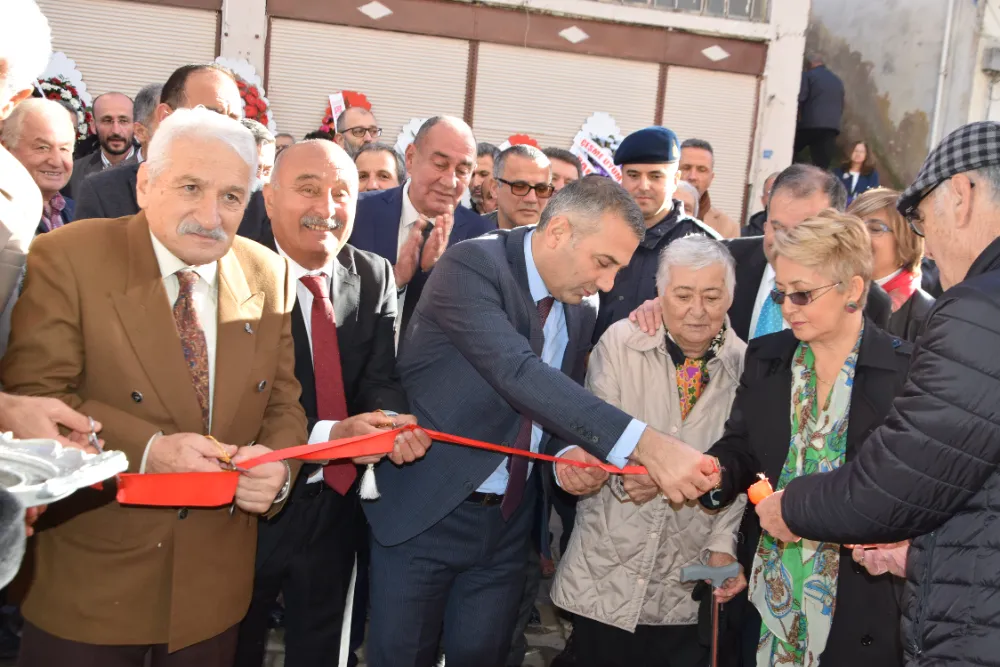 Tirebolu Kadir Aga Kent Müzesi ve Hekimoğlu Sanat Galerisi Atölyesi Açıldı