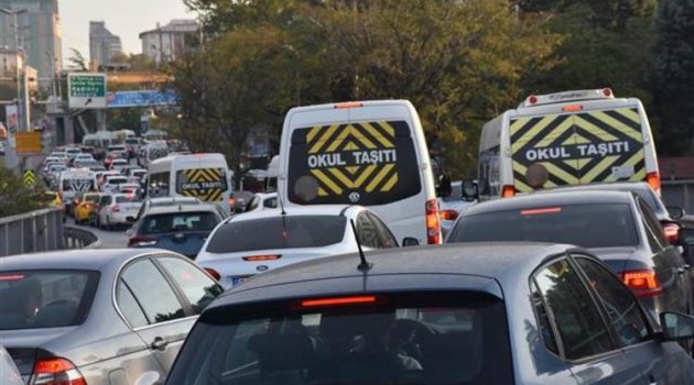  İstanbul'da pazartesi alarmı... 14.00'e kadar toplu taşıma ücretsiz