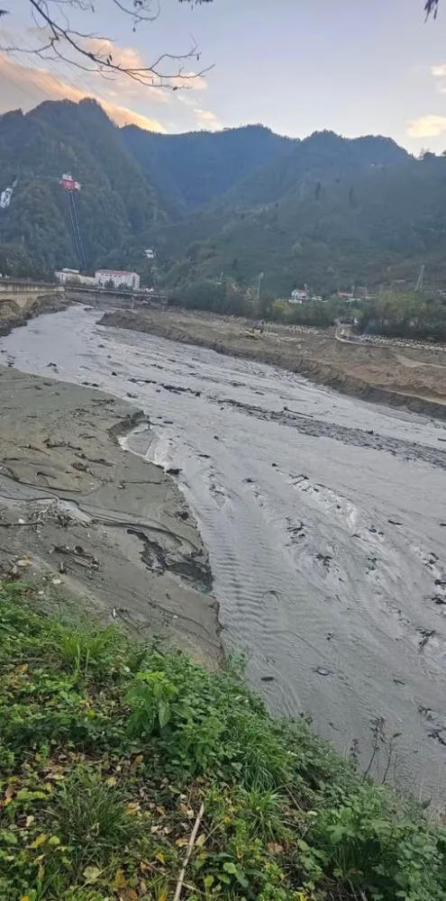 HARŞİT ÇAYI CAN ÇEKİŞİYOR!