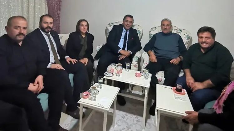 Gümüşhane Belediye Başkanı Özdamar Ailesi